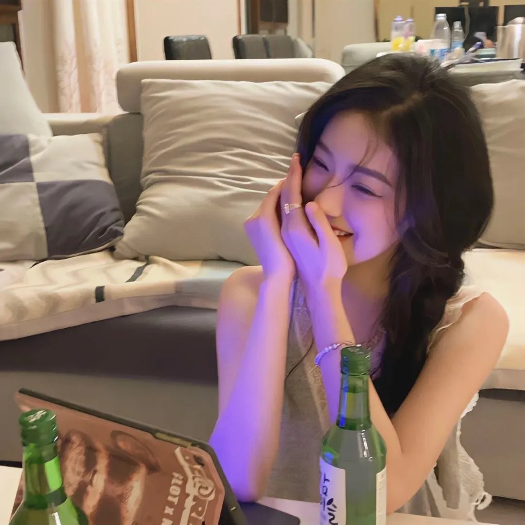 开局：丈夫把我锁在了海底牢笼