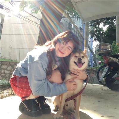 拥抱月亮拥抱你