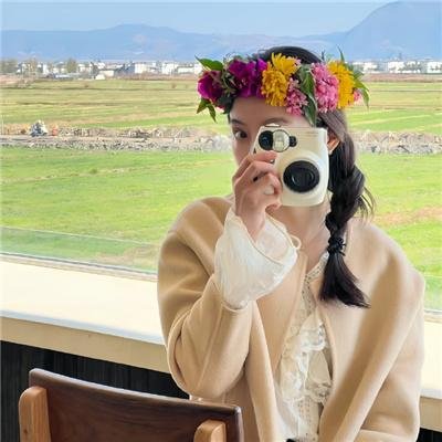 芙蓉花开待君折